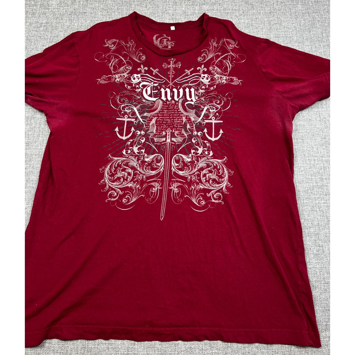 GUESS Envy T Shirt Mens XXL Burgundy Y2K Grunge Embroidered Graphic Tee