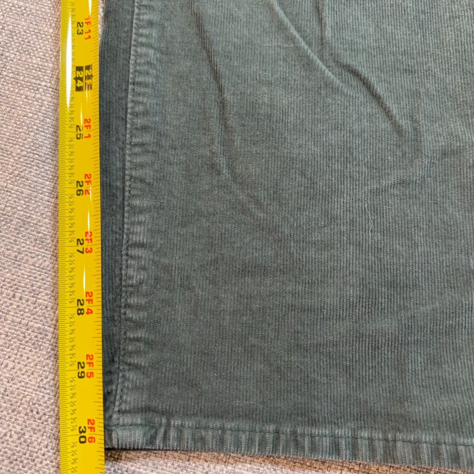 Lucky Brand 410 Athletic Slim Green Corduroy Pants Mens 40x32 5 Pocket