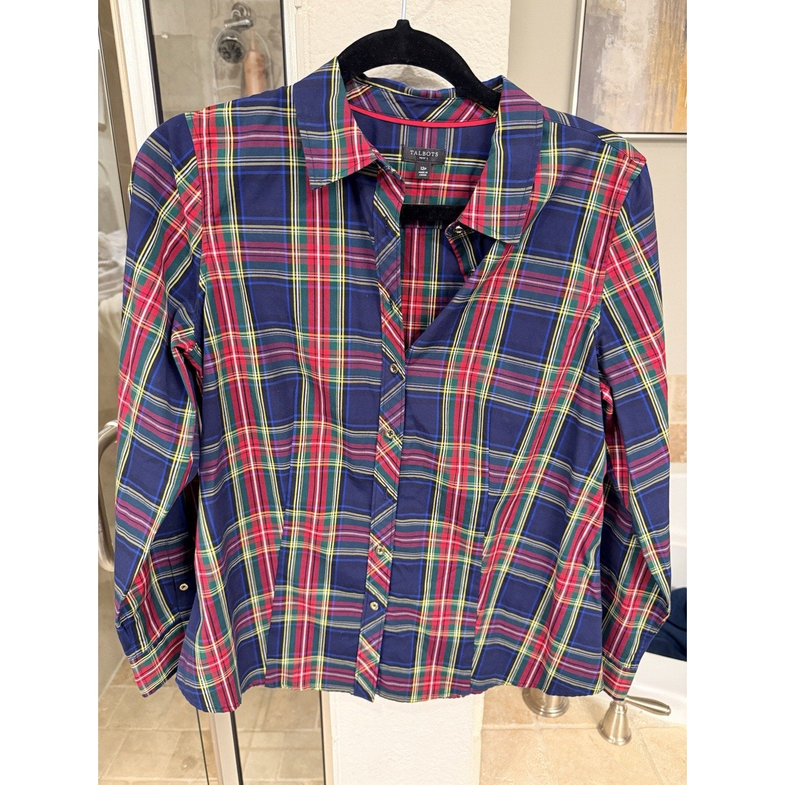 Talbots Petite 12P Plaid Button Front Shirt Womens Red Blue Green Tartan Stretch
