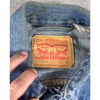 Levi's 72334 Men's M Denim Trucker Jacket Blue Distressed Faded Jean Jacket