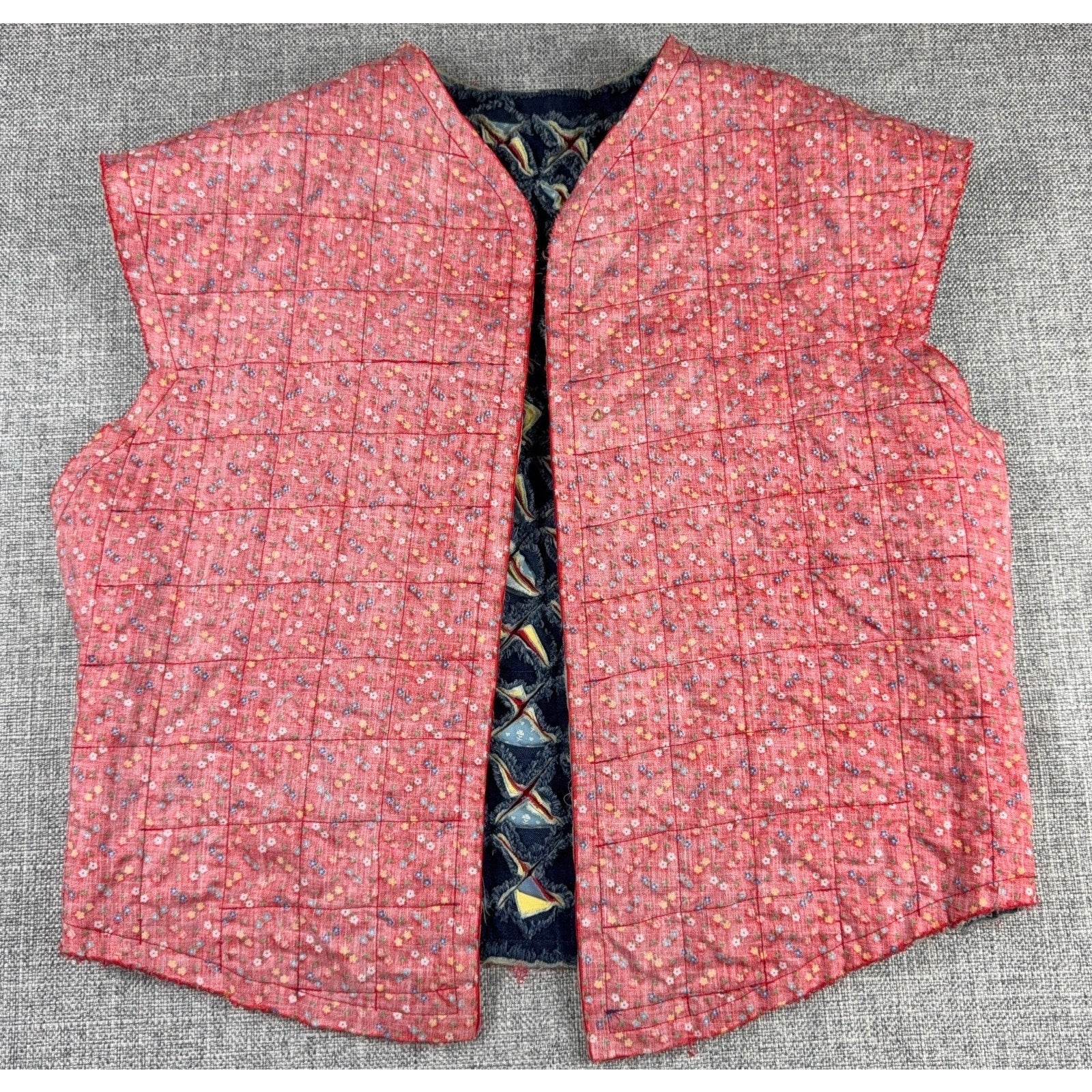 Handmade Reversible Patchwork Rag Quilt Vest Womens M Denim Floral Boho Funky