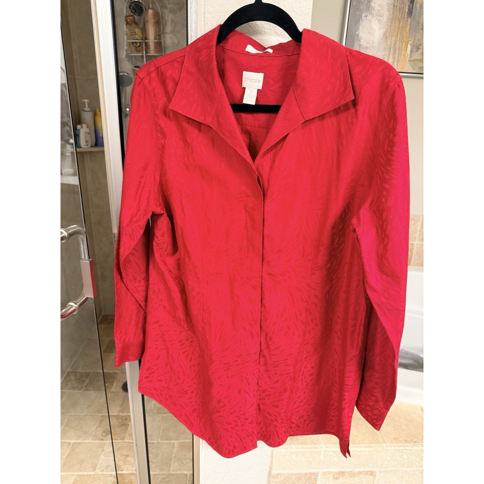 Chico’s Women’s Red Jacquard Button Front Blouse SZ 2 Travelers Lightweight Top