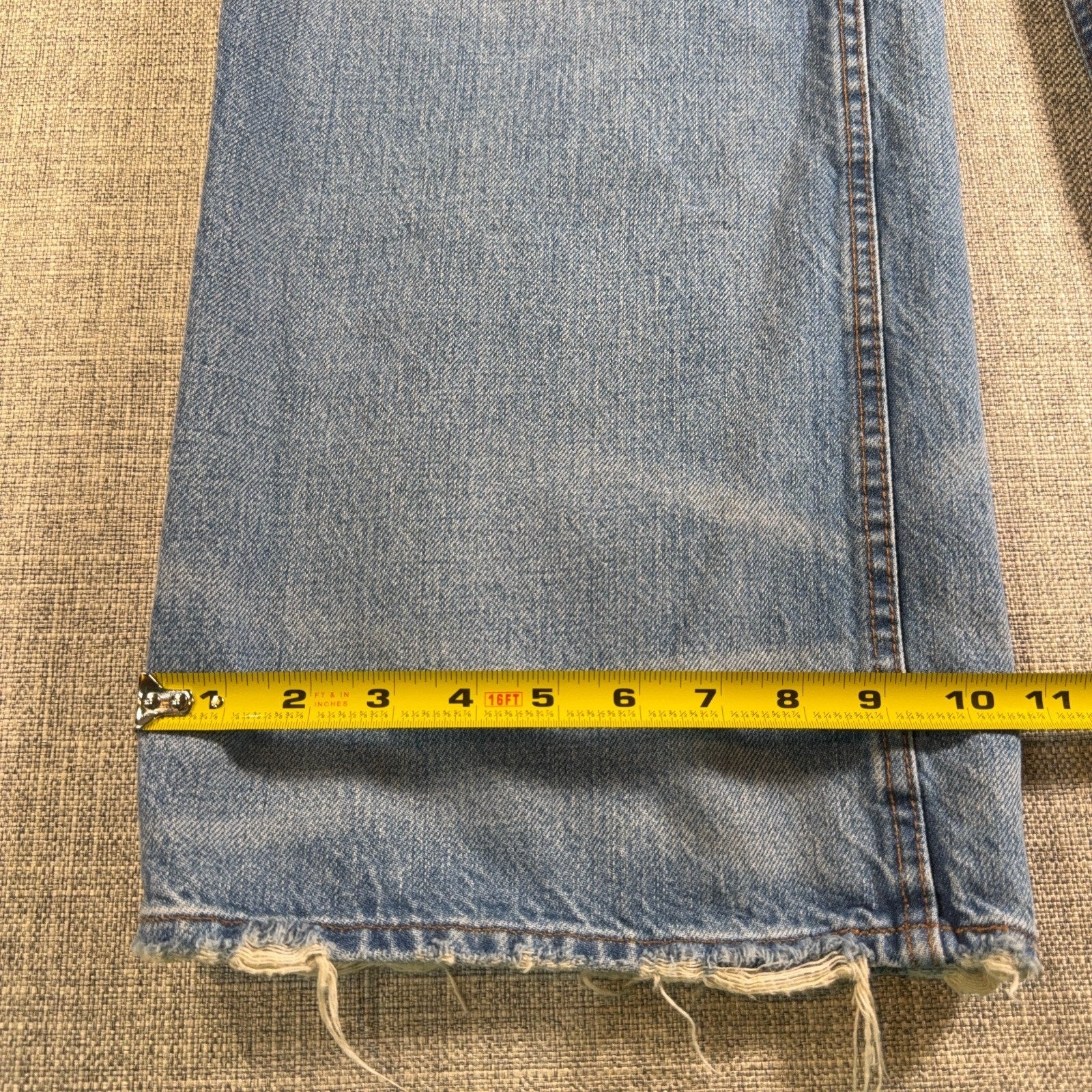 Madewell Low-Slung Baggy Jeans Womens 30 Hamburg Wash NS198 Raw Hem