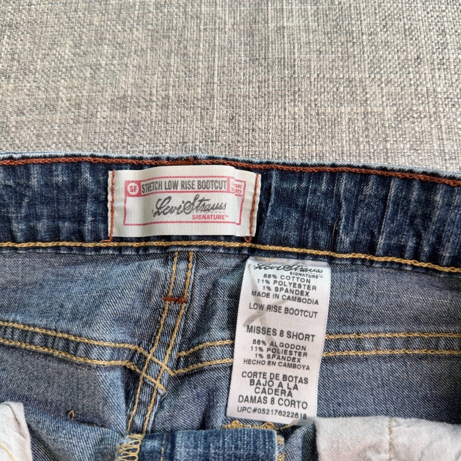 Lot of 2 Levi’s Women’s Jeans Size 8M Bootcut Stretch Denim Blue Category