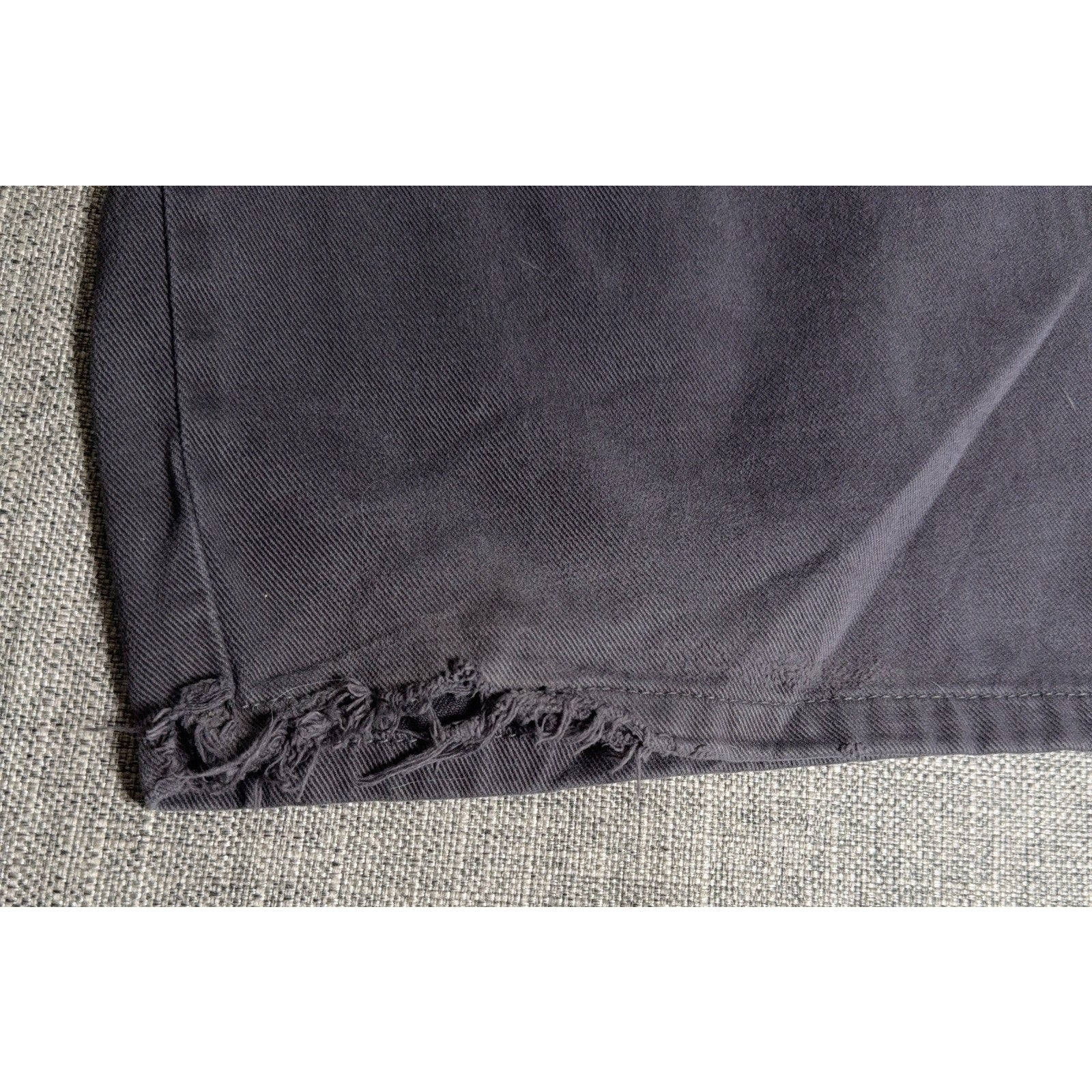 Zara Mens Gray Barrel Leg Jeans 34 Wide Tapered Distressed Frayed Hem