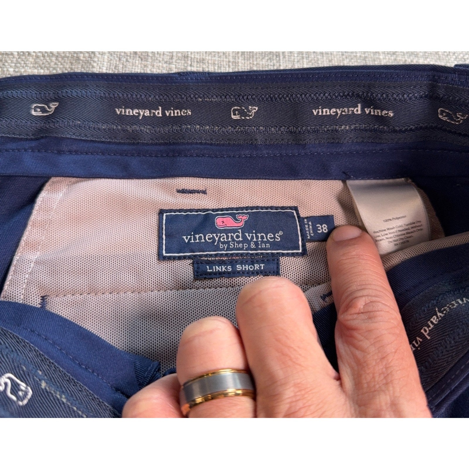 Lot 2 Vineyard Vines Links Shorts Mens 38 Navy Khaki Performance Golf