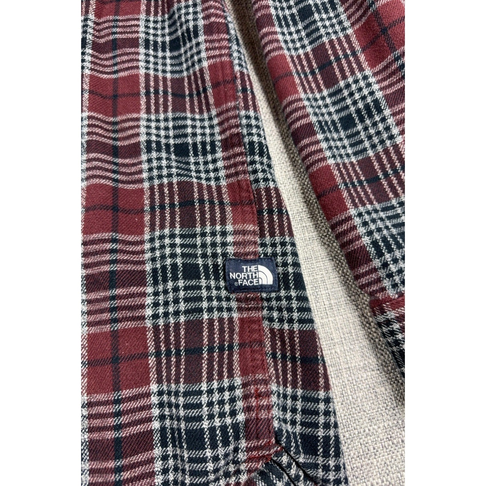 The North Face Men’s XL Plaid Flannel Shirt Burgundy Black Button Up Outdoor