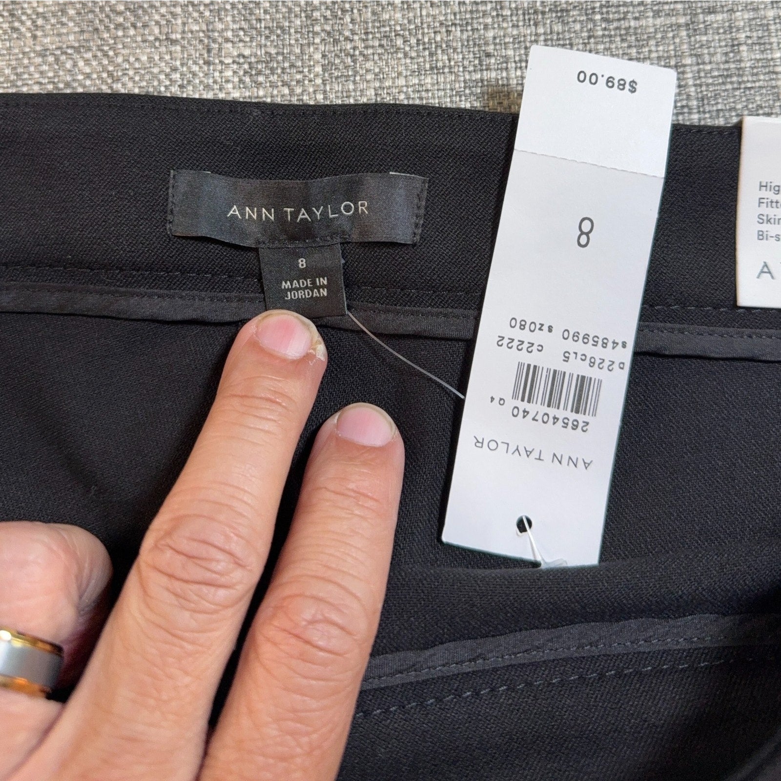 NWT Ann Taylor The Chelsea Skinny Ankle Pants Black Size 8 Bi Stretch Zip Hem