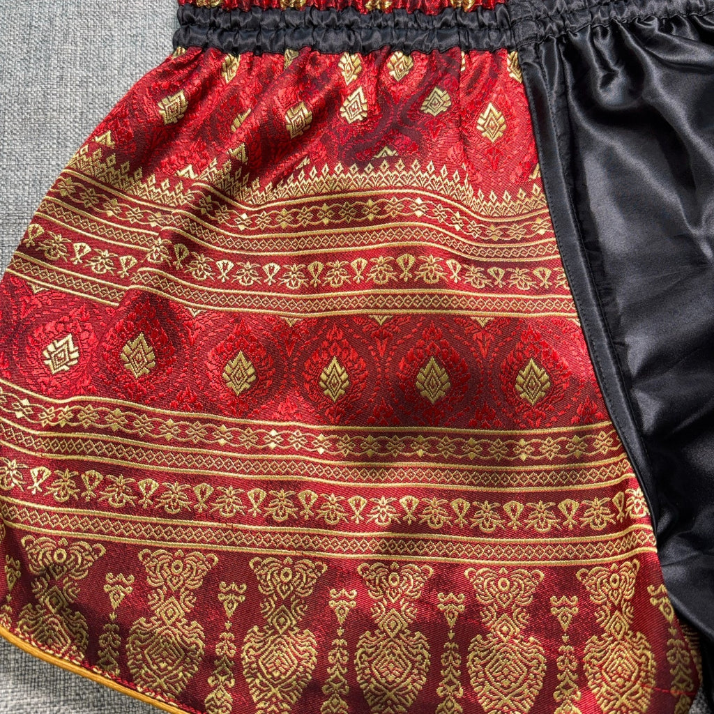 Thai Battle Boxing Muay Thai Shorts L Red Black Gold Embroidered Thailand