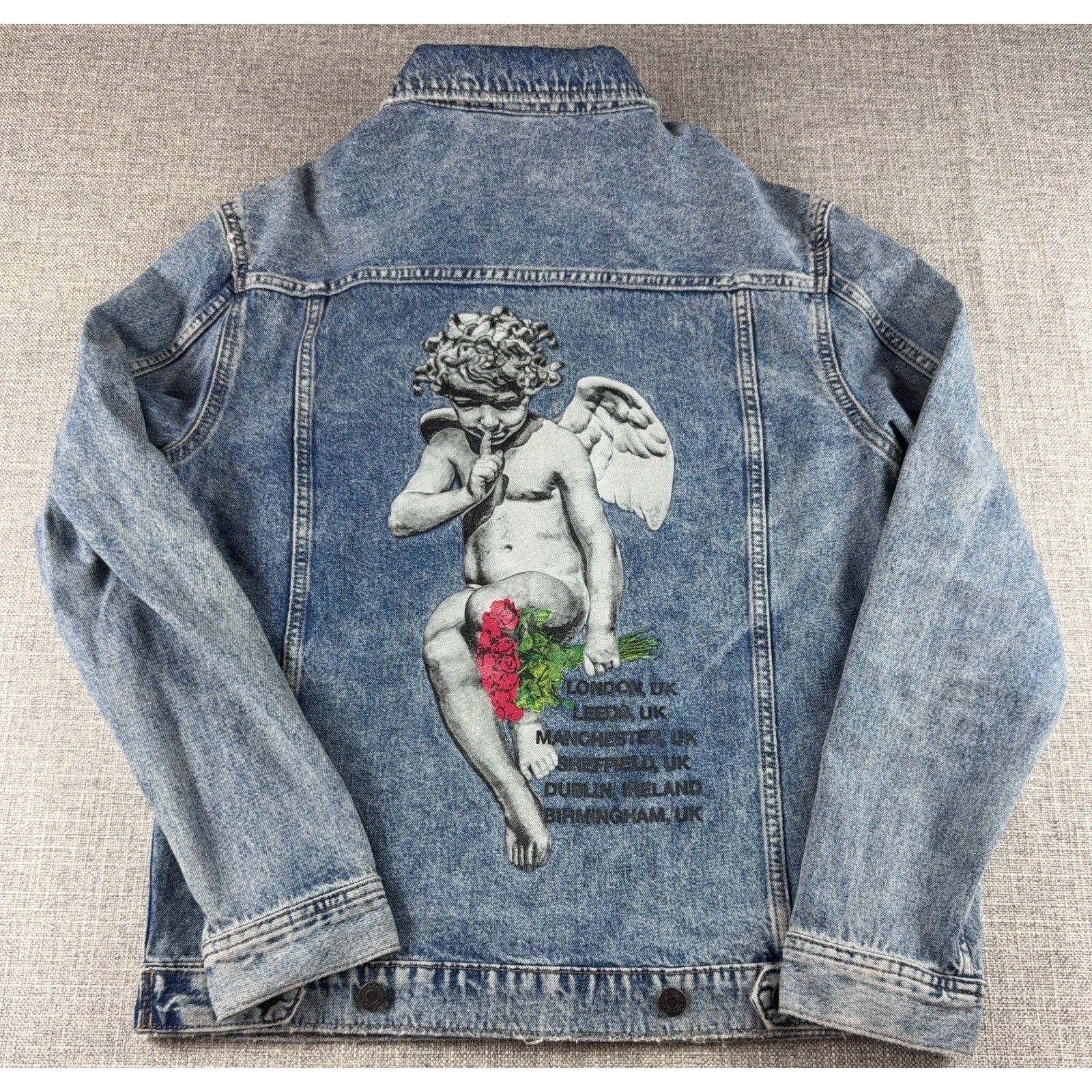 H&M Young Thug Denim Jacket Mens Small Acid Wash Cherub Angel Graphic Blue