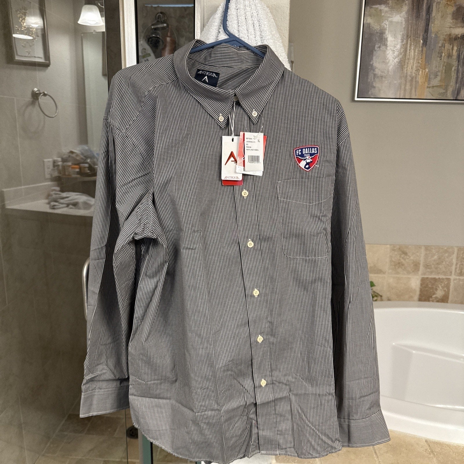 FC Dallas Men's NWT Antigua Focus Button Down Shirt Size XL