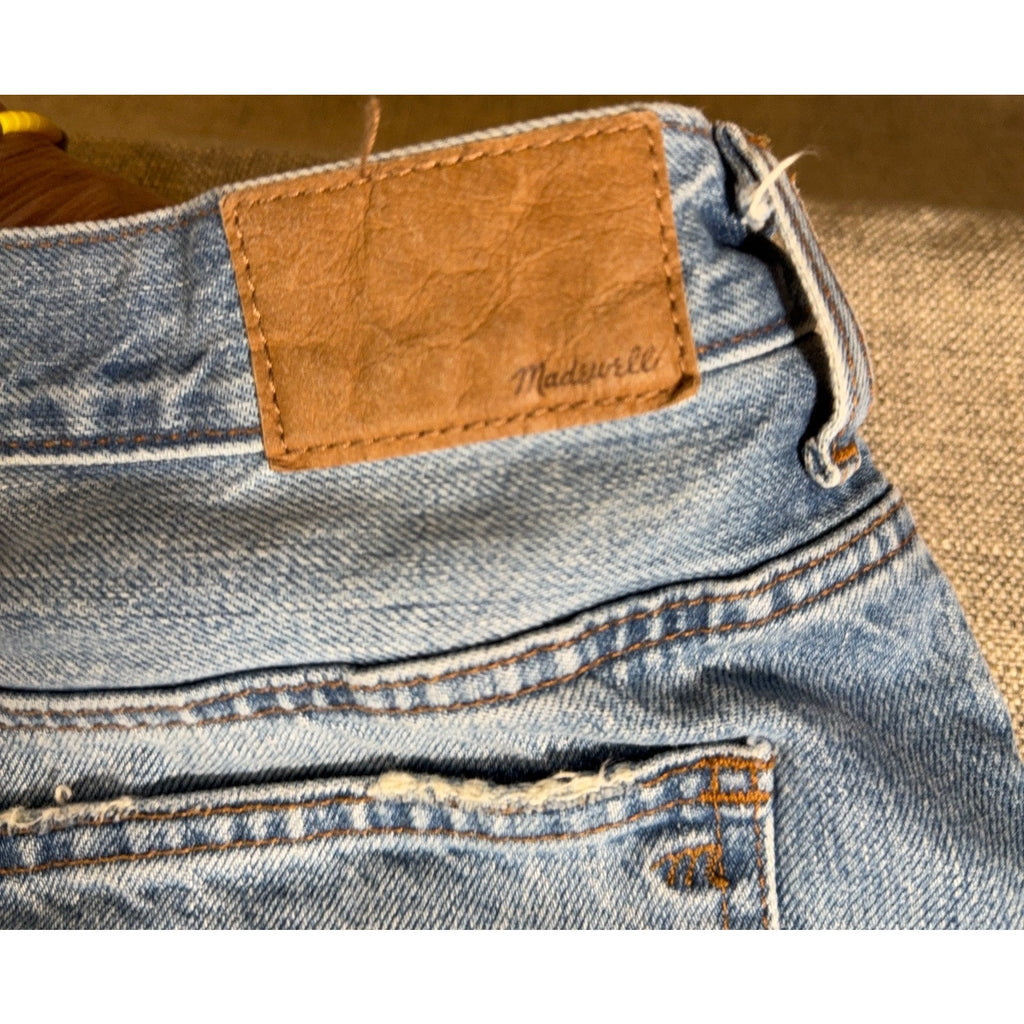 Madewell Low-Slung Baggy Jeans Womens 30 Hamburg Wash NS198 Raw Hem