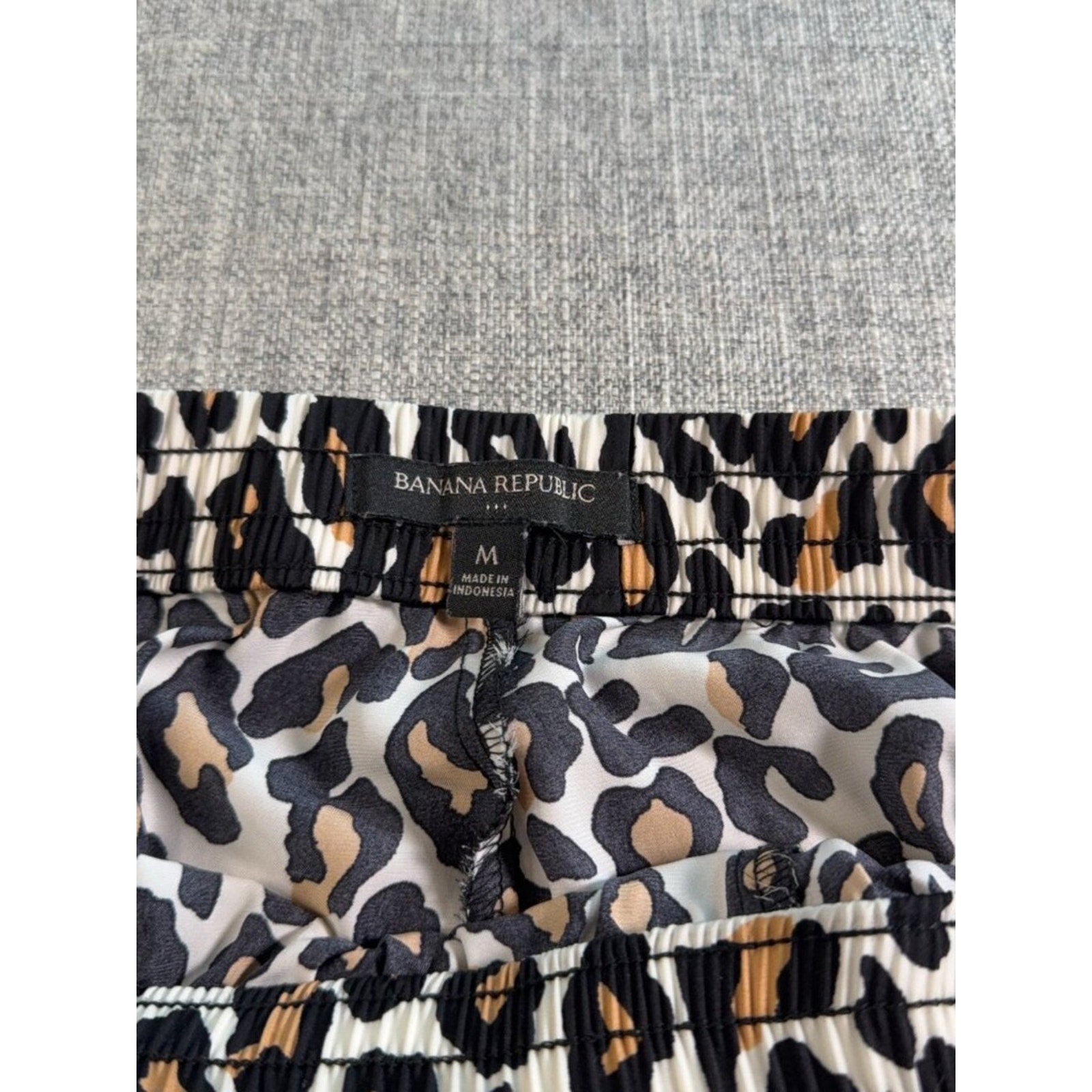 Banana Republic Leopard Print Pull-On Pants Medium