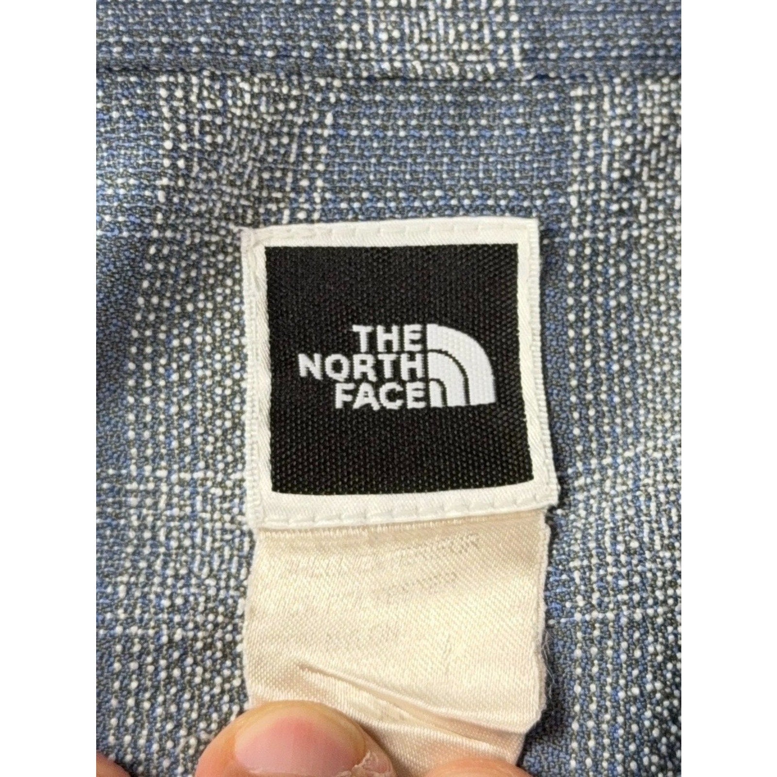 The North Face Mens Plaid Short Sleeve Button Shirt Blue Hiking Outdoor Workwear
