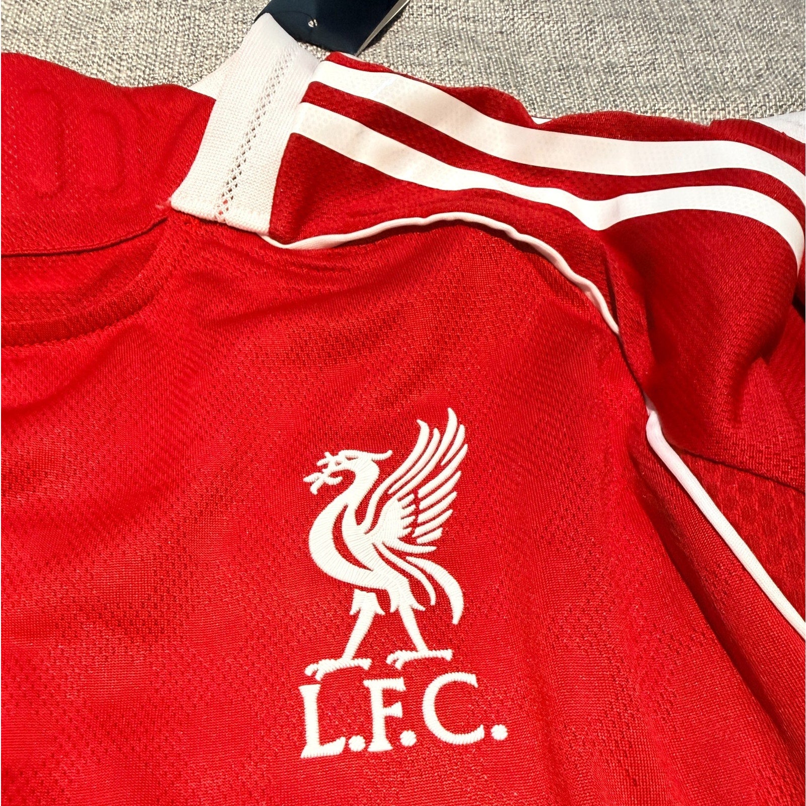 Liverpool FC 25/26 Home Jersey Mens XL Adidas Red Soccer Shirt NWT LFC EPL