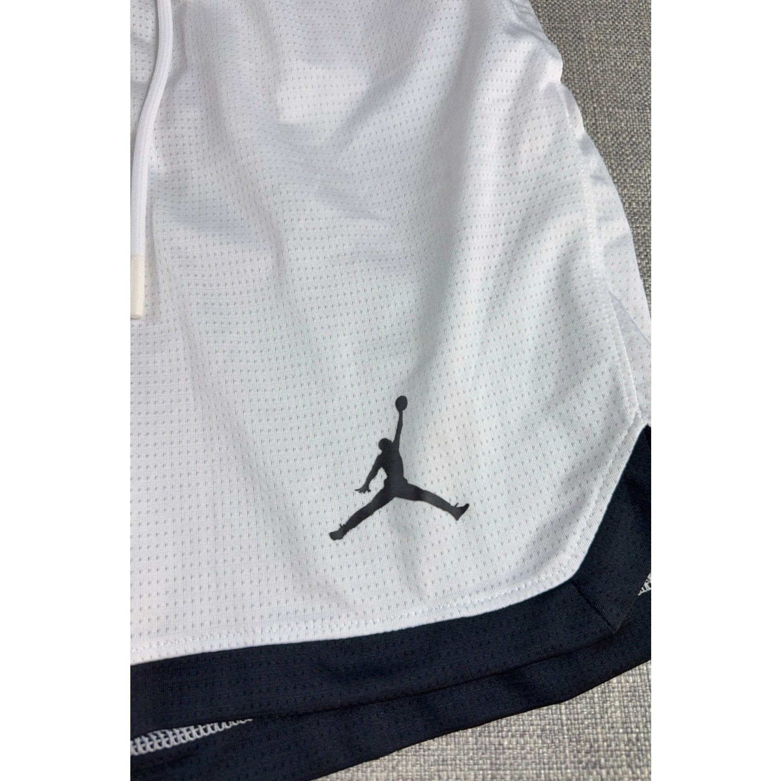 Nike Jordan Dri-FIT Mesh Basketball Shorts Men Small White Black Jumpman