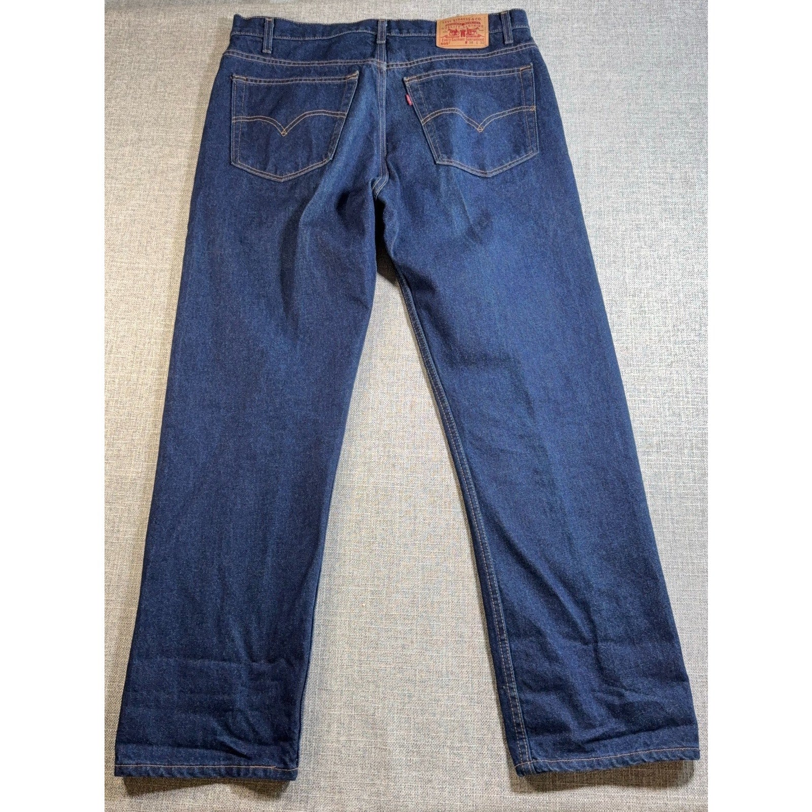 Vintage Levi’s 505 Jeans Mens 38x30 Made USA Dark Wash Regular Fit 100% Cotton