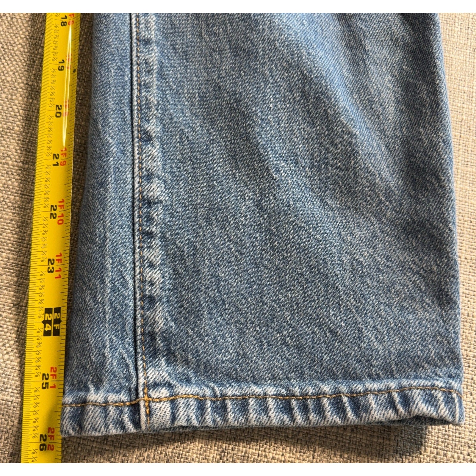 Lucky Brand 90s Loose High Rise Straight Jeans Womens 2/26 Button Fly Light Wash
