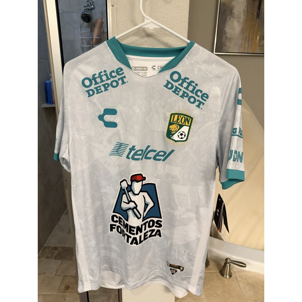 Club León Charly Away Men’s Medium White LigaMX Soccer Fútbol Jersey NWT