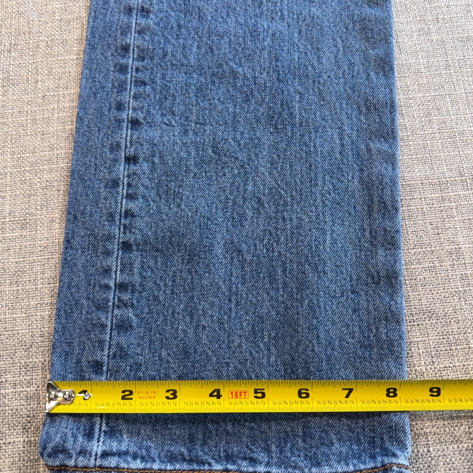 Levi’s 501 Jeans Mens 33x34 Tag 33x31 Actual Made in Mexico Button Fly Denim