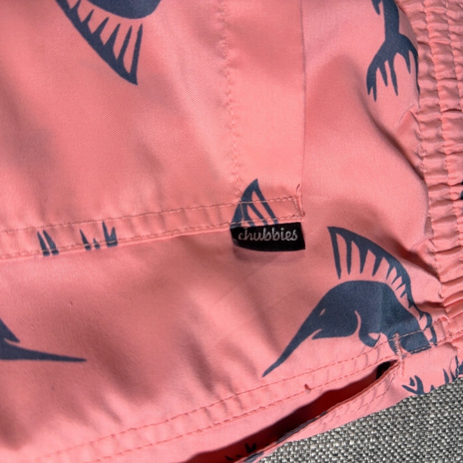 Chubbies Nautical by Nature Swim Trunks Mens Medium Pink Marlin Fish 5” Inseam