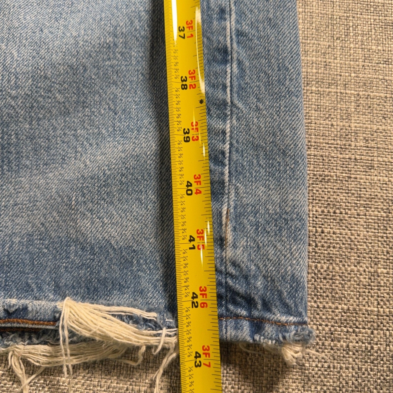 Madewell Low-Slung Baggy Jeans Womens 30 Hamburg Wash NS198 Raw Hem