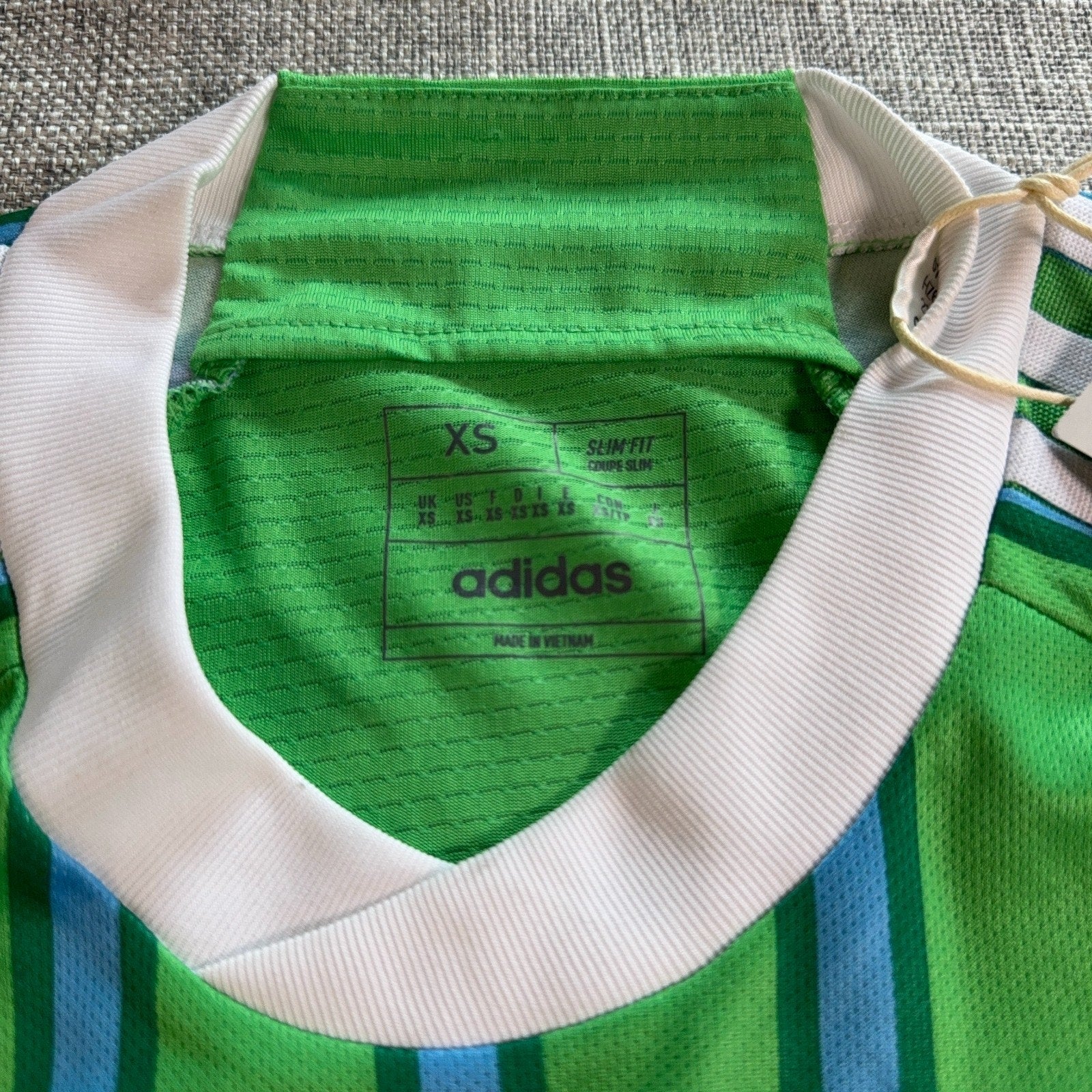 Seattle Sounders Adidas Authentic Jersey Mens XS NWT Green MLS Soccer 24/25
