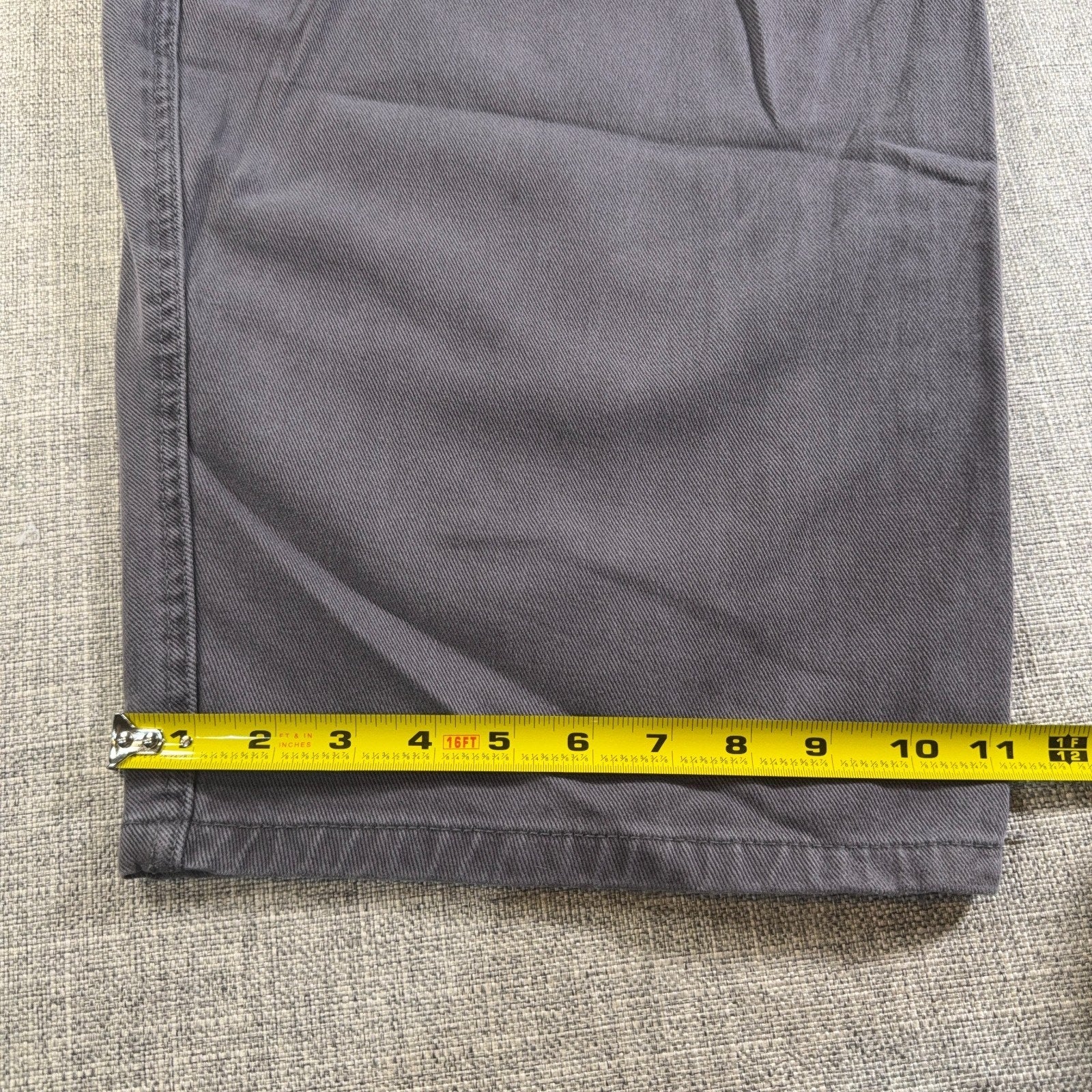 Zara Mens Gray Barrel Leg Jeans 34 Wide Tapered Distressed Frayed Hem