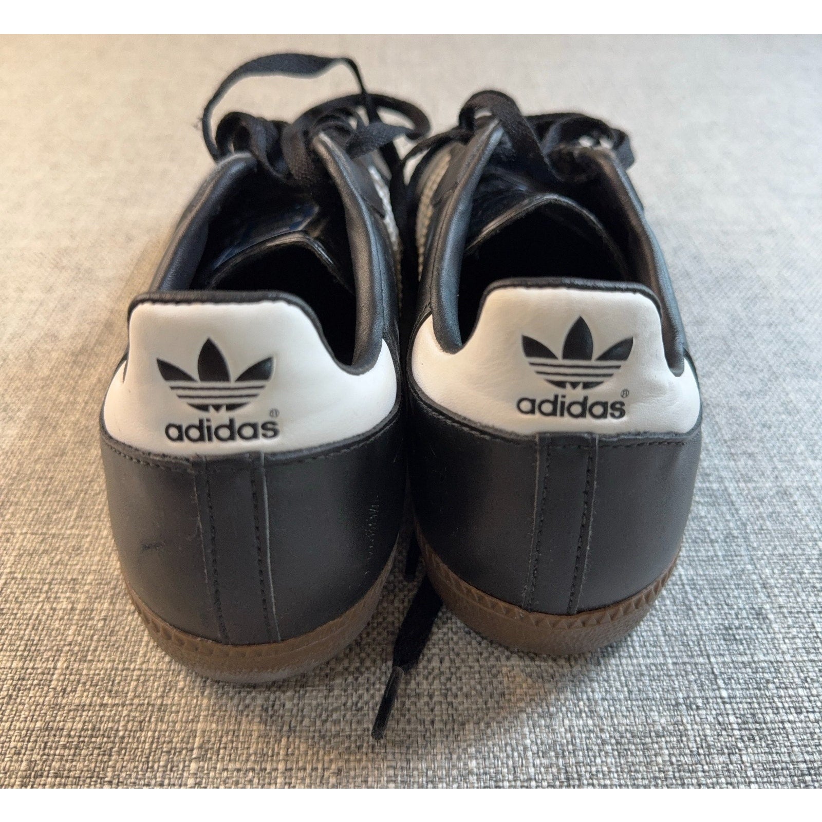 adidas Samba G17100 Mens 9.5 Black White Gum 2010 Leather Sneakers