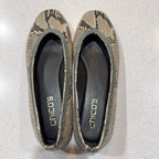 Chico’s Snakeskin Print Ballet Flats Womens 7M Pointed Toe Animal Print Shoes
