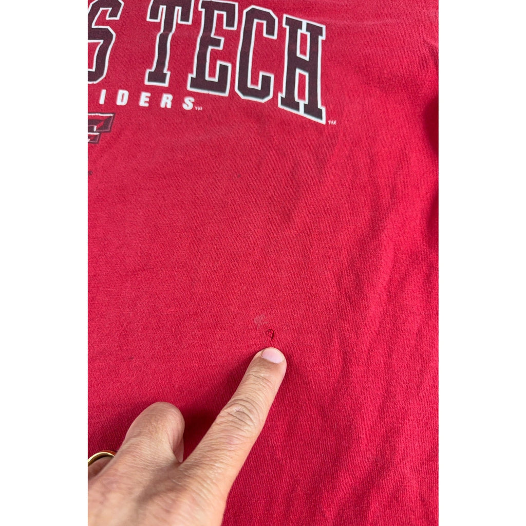 Texas Tech Red Raiders Soffe 2000s T Shirt Mens M Red NCAA Distressed Y2K