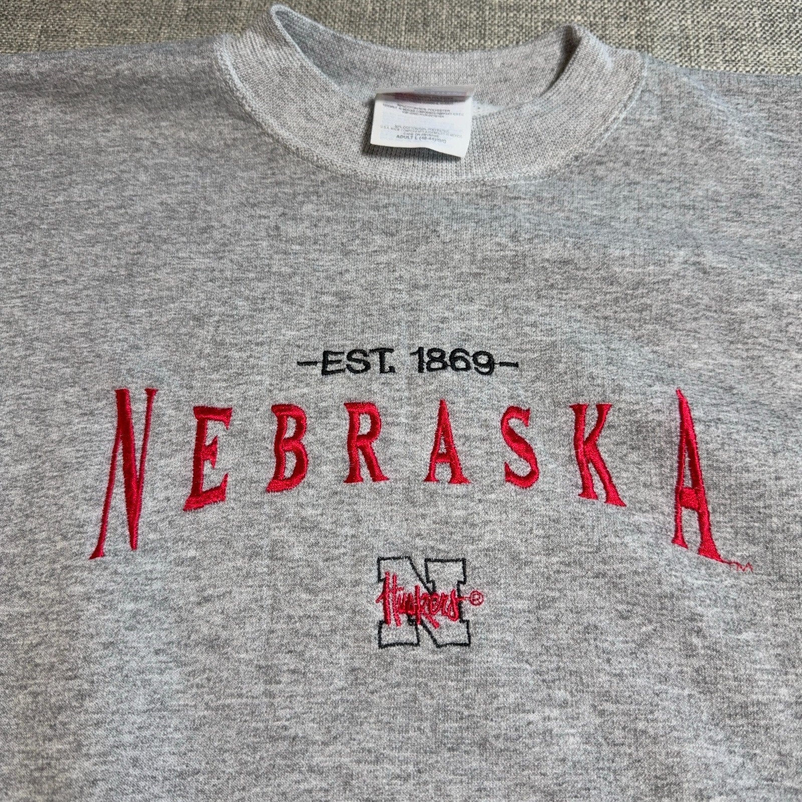 Vintage Nebraska Cornhuskers Sweatshirt Adult L Gray Embroidered Hanes NCAA