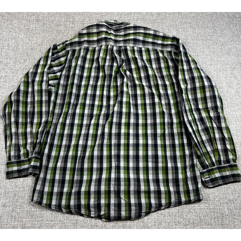 Lot 2 Carhartt S218 Plaid Shirts Mens M Regular Long Sleeve Workwear