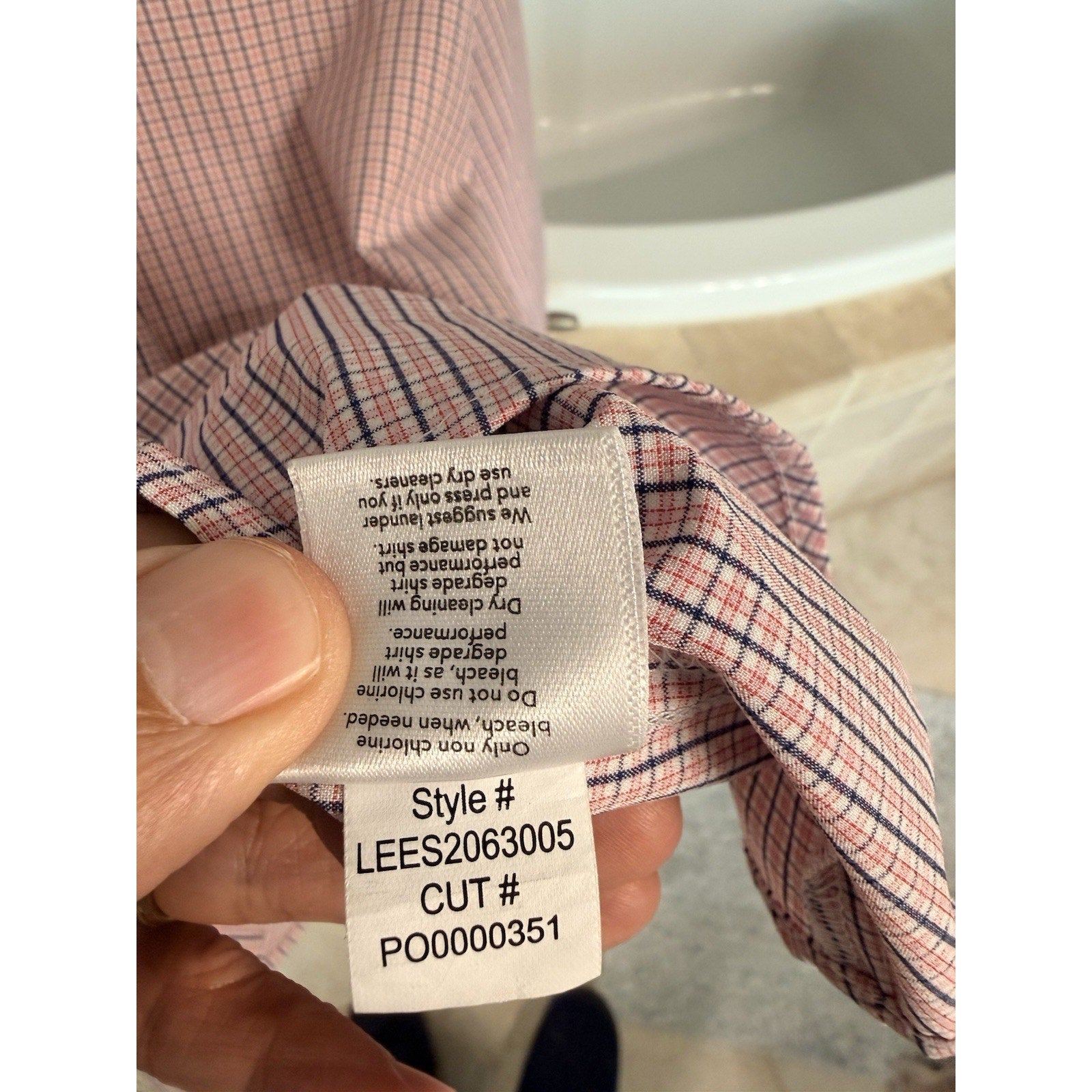 Mizzen+Main Mens M Trim Fit Red Blue Check Performance Stretch Wrinkle Free