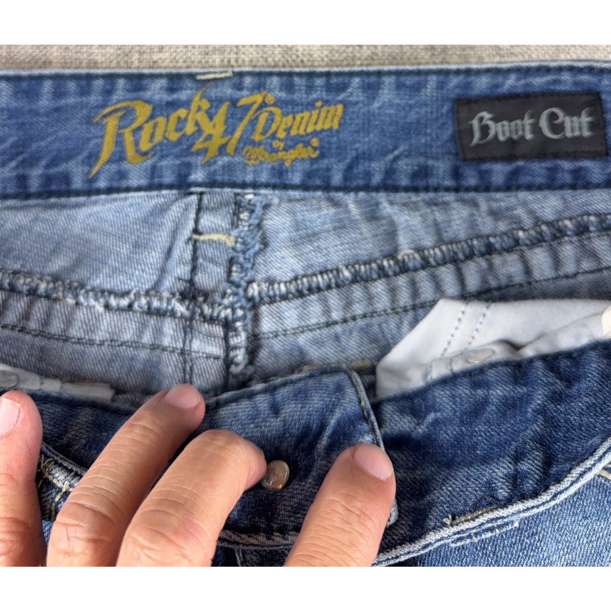 Rock 47 Wrangler Jeans Mens 30x34 Bootcut Y2K Western Thick Stitch Distressed