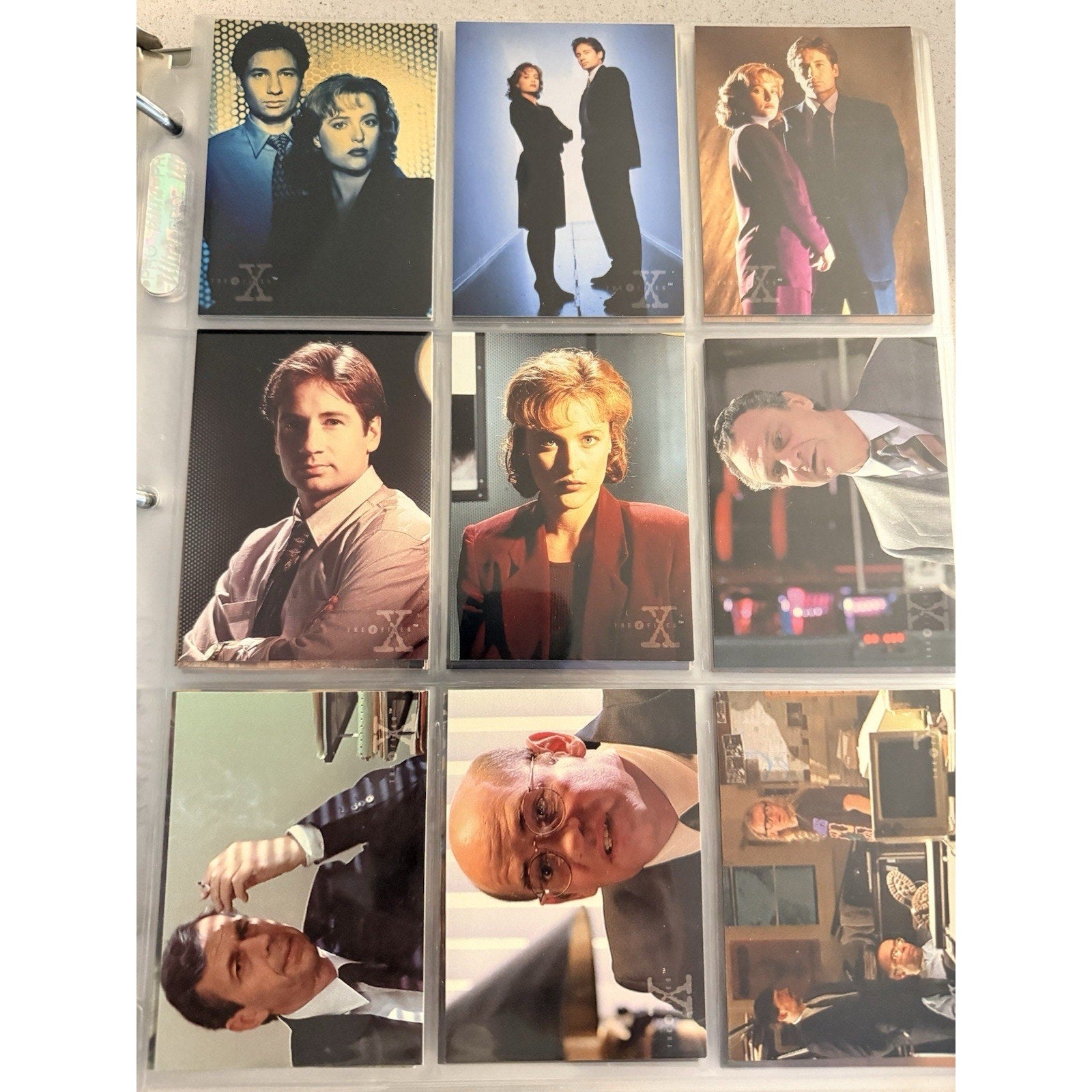 NEAR COMPLETE 1995 TOPPS THE X-FILES CARD SET + INSERTS • LOT • MULDER SCULLY