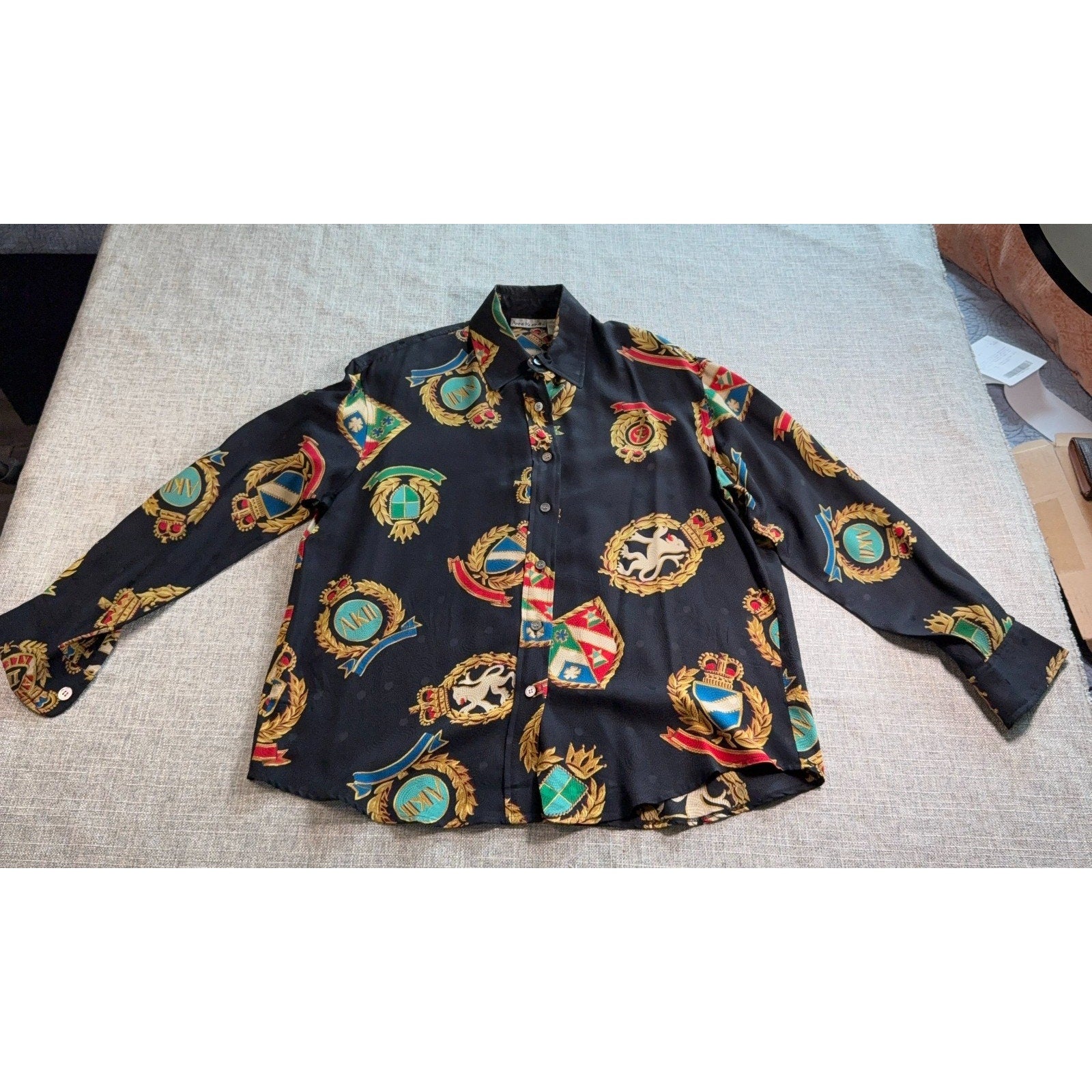 Vintage Anne Klein II Silk Blouse Womens 10 Black Baroque Crest Print 100% Silk