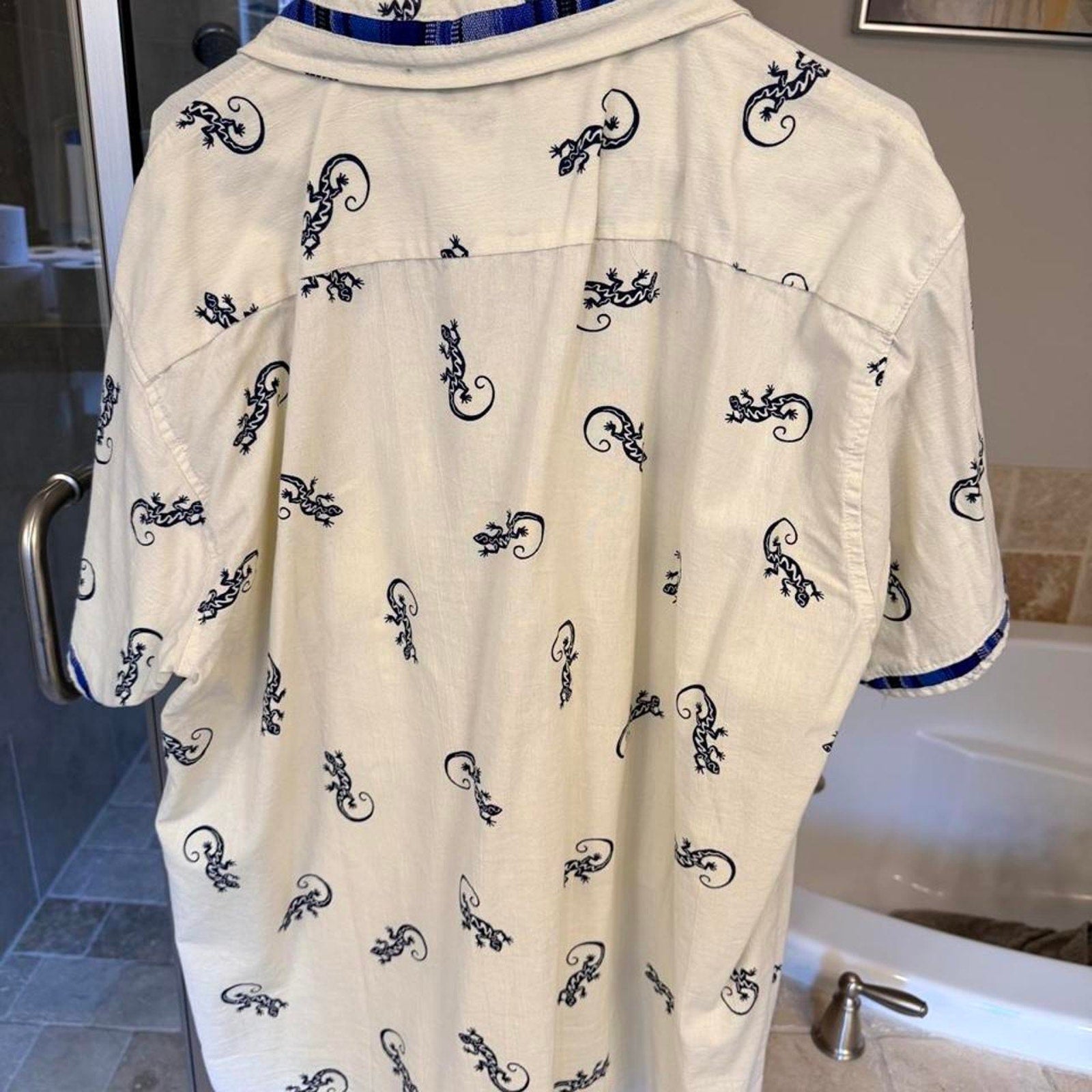 Handmade Guatemalan Gecko Camp Shirt