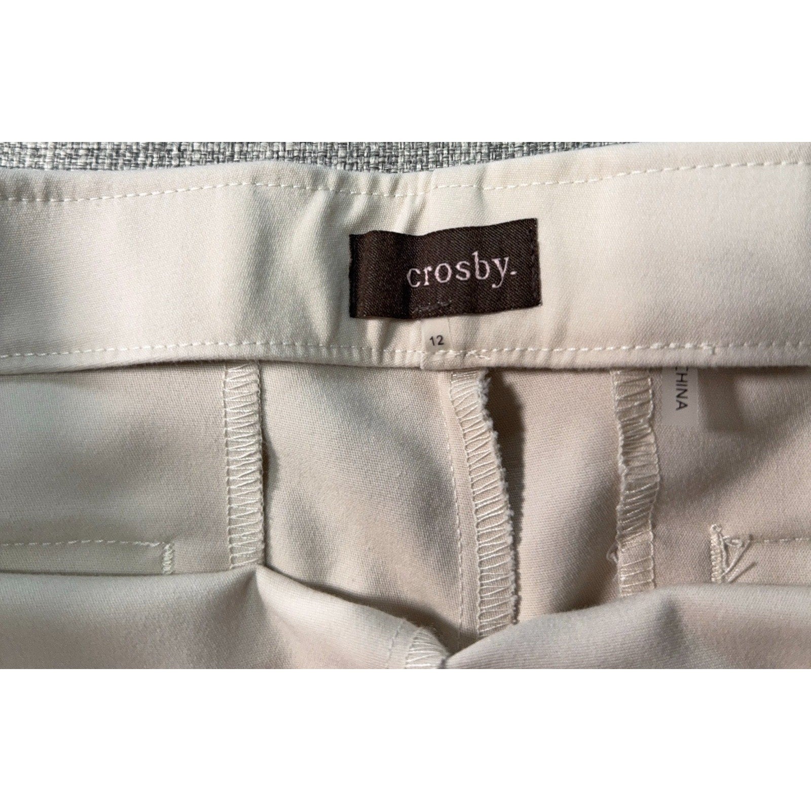 Crosby Womens Size 12 Ivory Cropped Dress Pants Slim Straight Career 23.5"