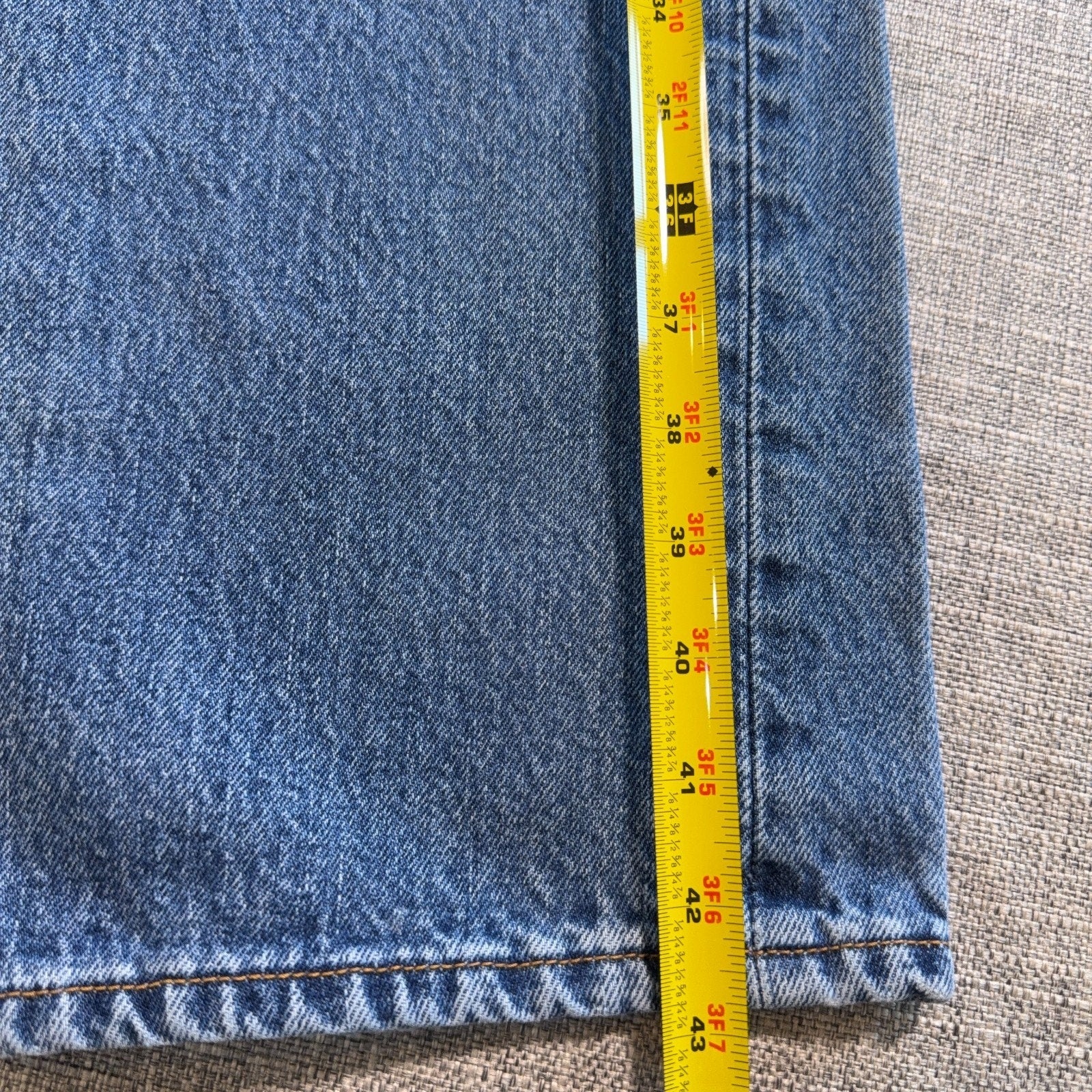 Levi’s 501 Jeans Mens 33x34 Tag 34x32 Actual Made in Mexico Button Fly Denim