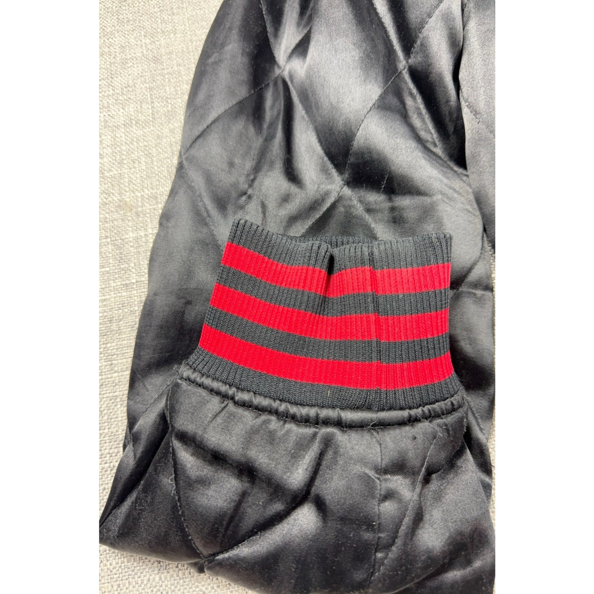 Adidas Chicago Bulls NBA Quilted Satin Bomber Jacket Black Red L 2013 Trefoil