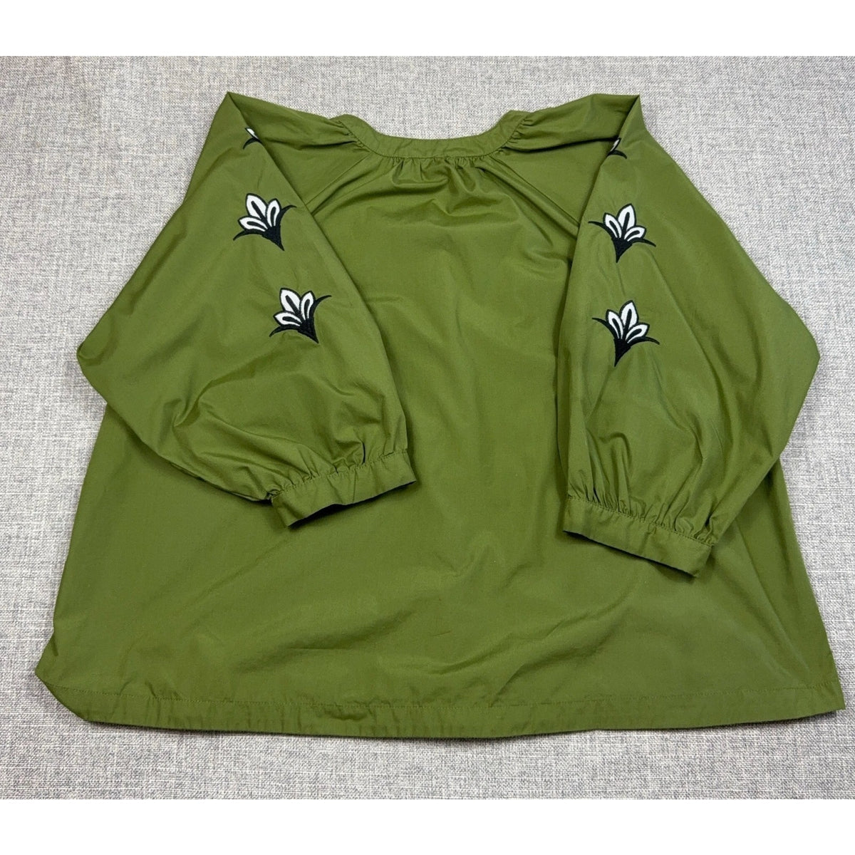 Entro Womens M Olive Green Embroidered Peasant Blouse Balloon Sleeve Boho
