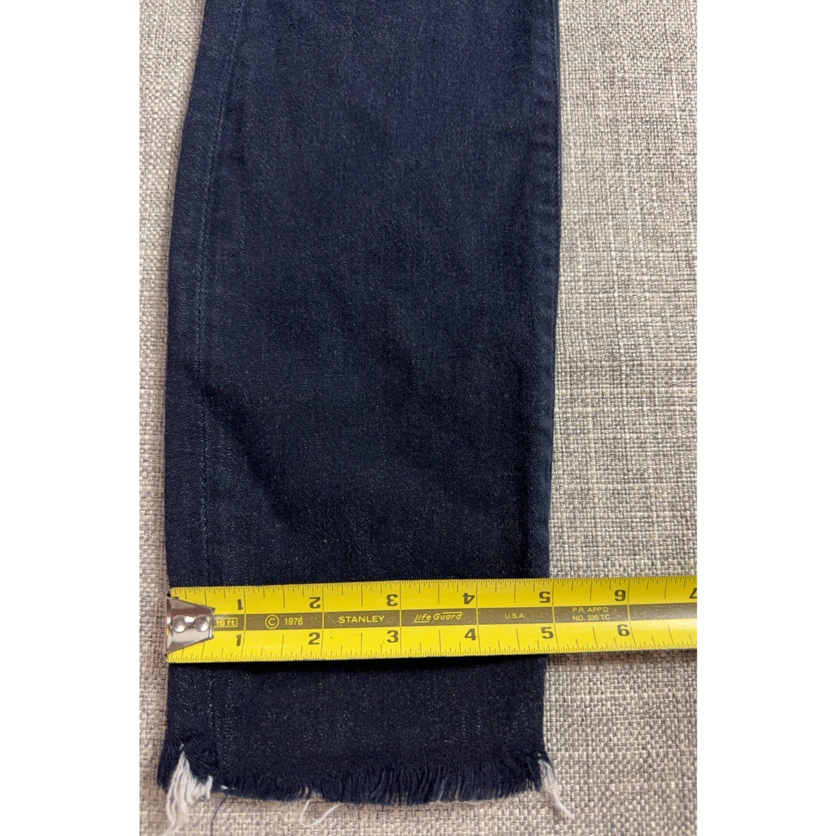 MOTHER The Swooner Crop Fray Jeans Womens 27 Dark Wash High Rise Raw Hem