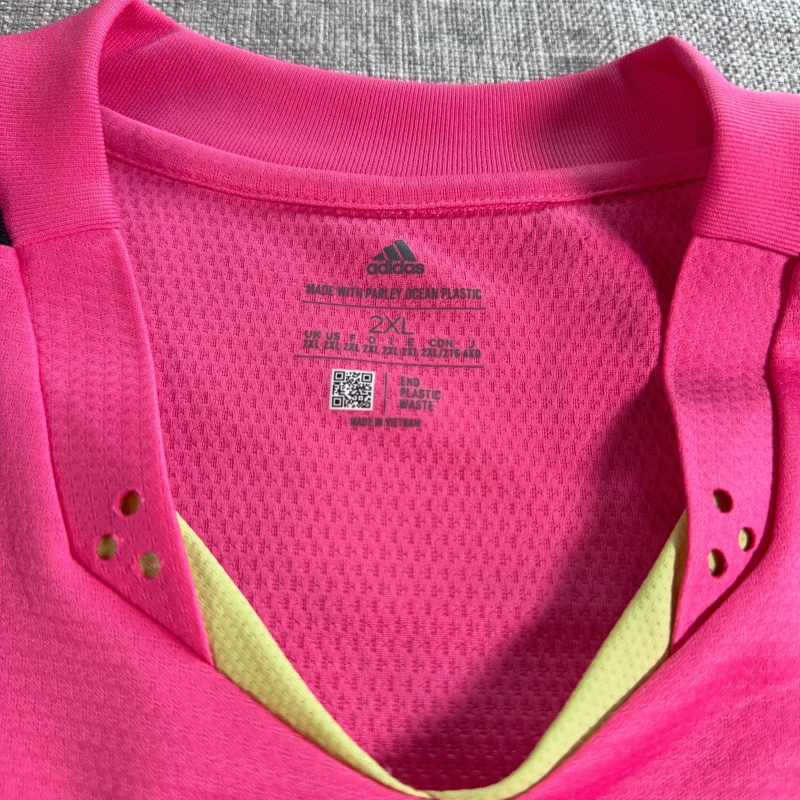 Adidas Juventus Training Jersey Mens 2XL Pink HEAT.RDY Soccer Footbal