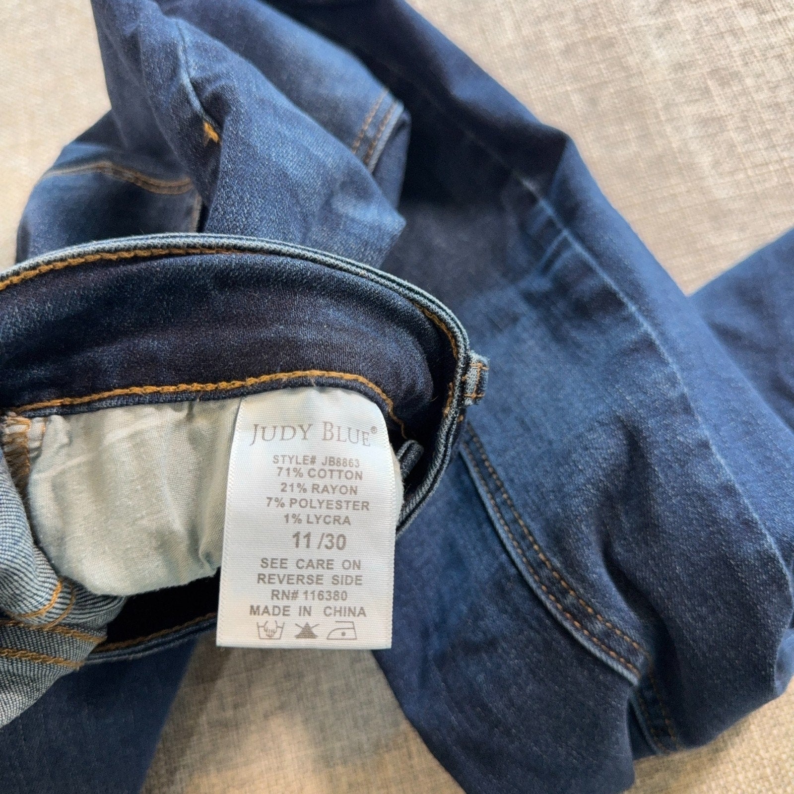 Judy Blue Jeans Womens 11/30 Skinny Fit Stretch Front Seam Dark Wash Denim