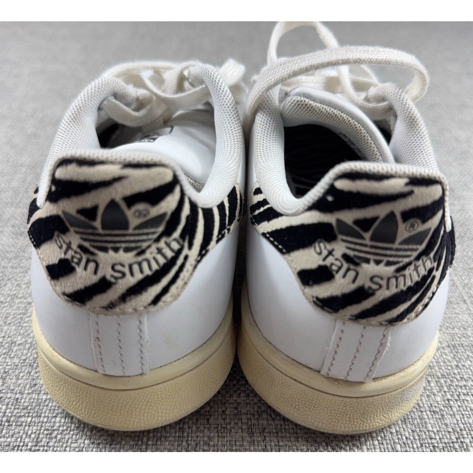 adidas Stan Smith White Zebra Women’s 6 Leather Sneakers B26590 Animal Print