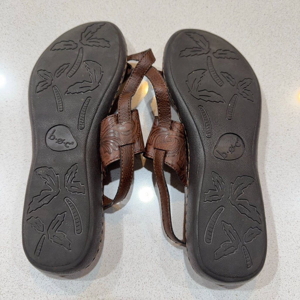 b.o.c Womens Brown Leather Thong Sandals Size 9M Embossed Floral Comfort Shoes