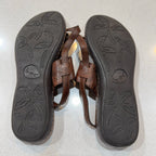 b.o.c Womens Brown Leather Thong Sandals Size 9M Embossed Floral Comfort Shoes