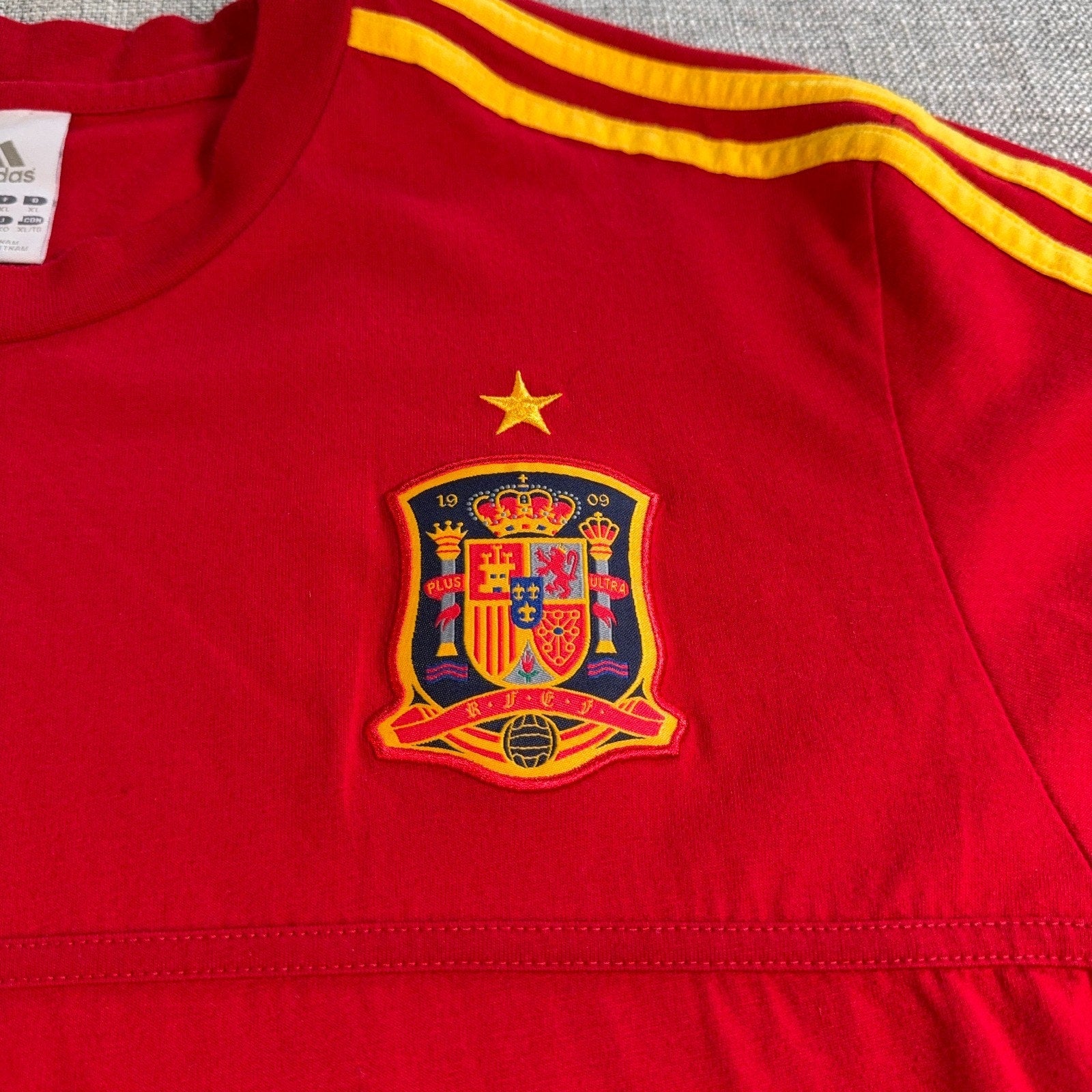 Adidas Spain National Team Shirt Mens XL Red España Soccer Football Tee