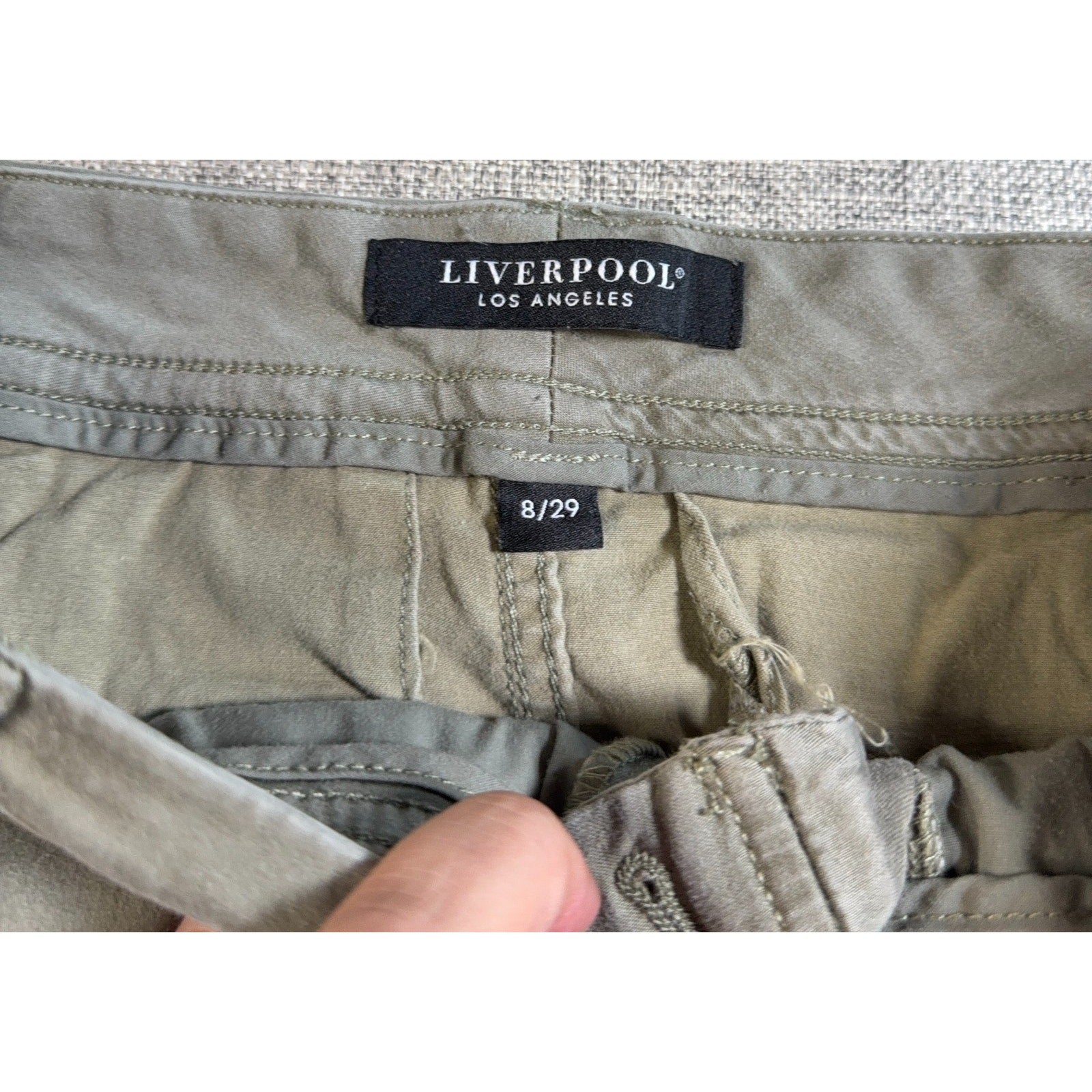 Liverpool Los Angeles Womens Chino Shorts Size 8 29 Olive Green Rolled Cuff